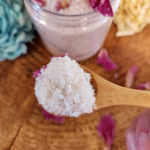Handmade Tickle‎ Me Pink fizzy bath salts - Picture 4 of 5